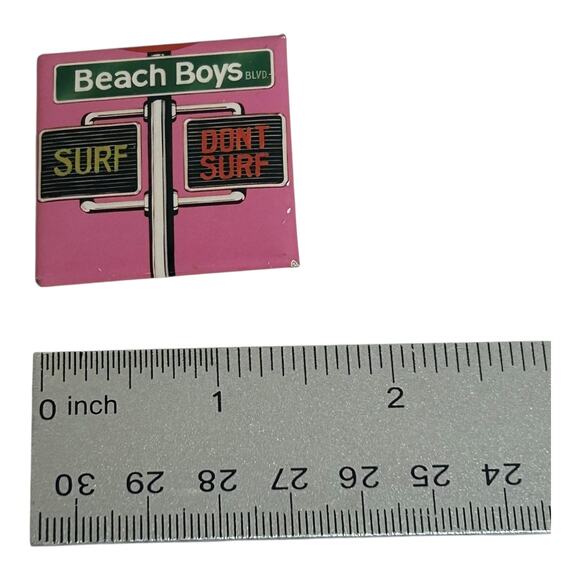 Vintage The Beach Boys Surf Don't Surf Tour 1991 Pink Crosswalk Sign Button - Picture 3 of 3